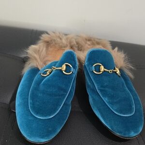 Gucci Teal Velvet Shoes with Brown Leather Detail